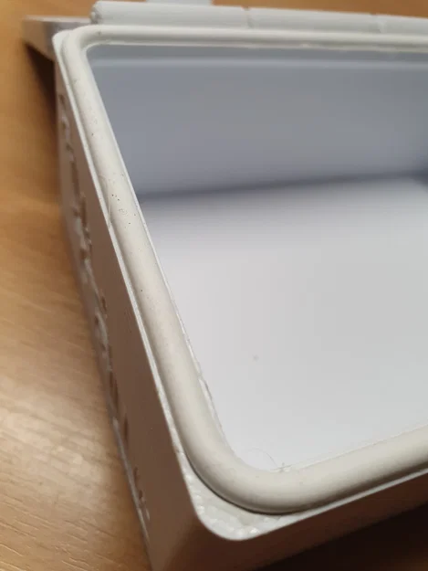 Hộp đựng tuyệt đẹp với bản lề và vòng đệm kín - Image 6