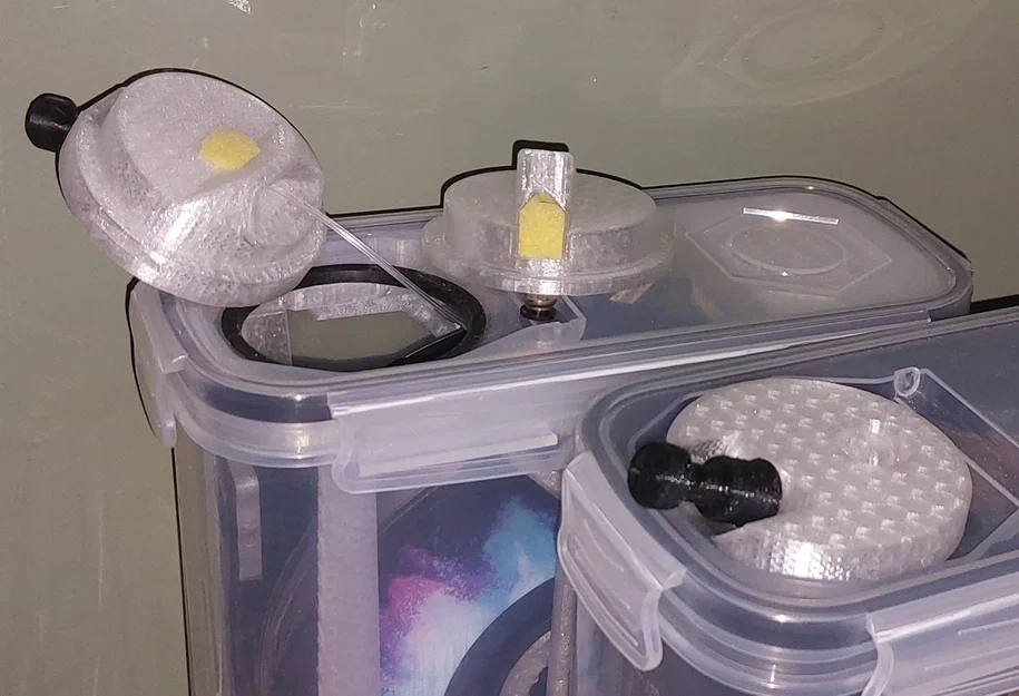 Nắp hộp khô ngũ cốc tích hợp lọc bụi (phiên bản hình lục giác) - Image 1