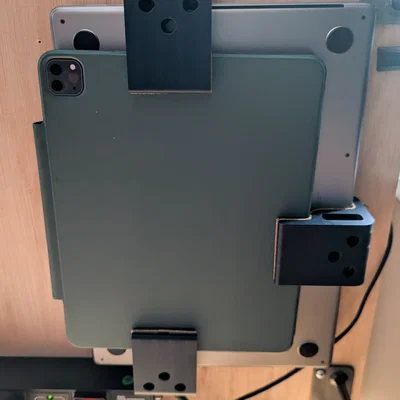 Giá đỡ bàn cho bộ đôi Laptop: M1 Macbook Pro 16 inch và iPad Pro 12.9 inch