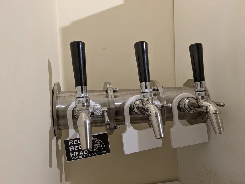 Nhãn và móc treo vòi bia (Beer tap label & hanger) - Image 1