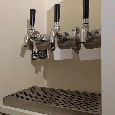 Nhãn và móc treo vòi bia (Beer tap label & hanger)