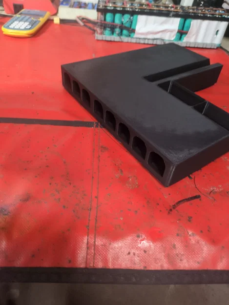 Giá đỡ màn hình tích hợp khay Gridfinity đa năng cho bàn làm việc - Image 4