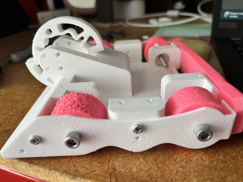 Mô hình robot chiến đấu Vertical Spinner - Image 1