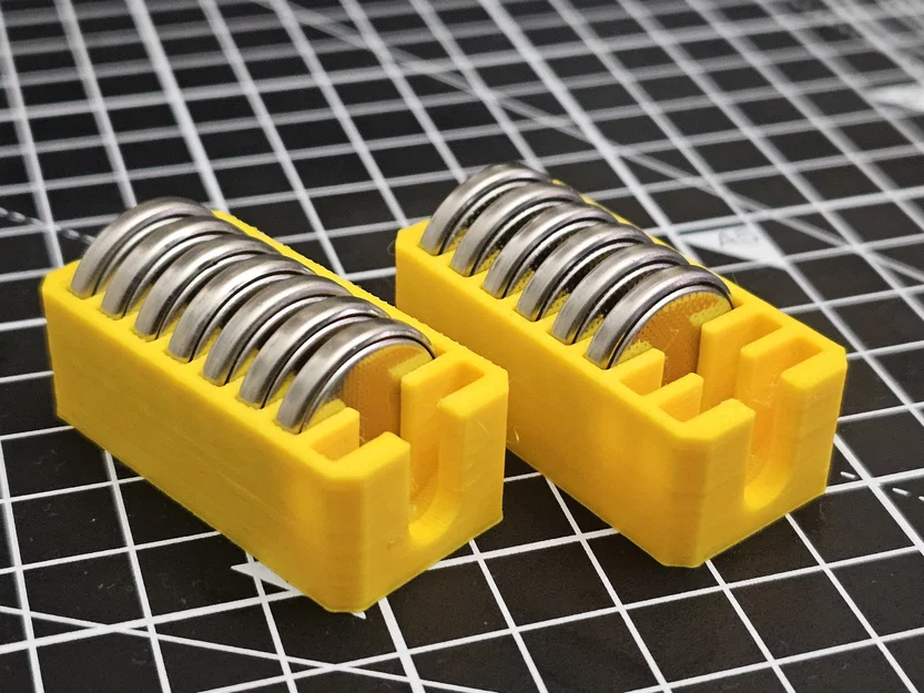 Hộp Đựng Pin Mini 2032 - Thiết kế Snap-fit - Image 1