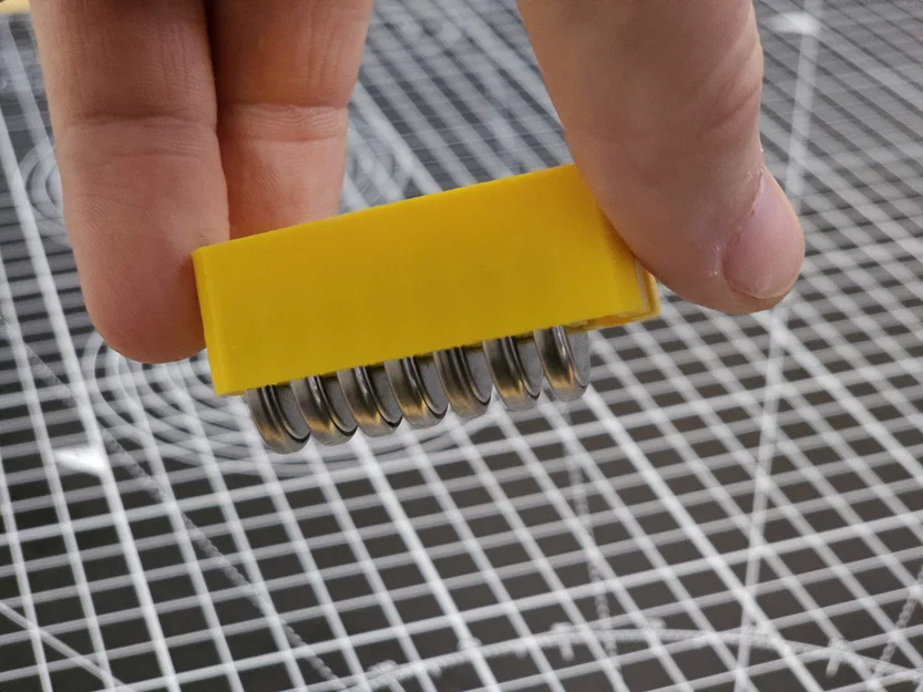 Hộp Đựng Pin Mini 2032 - Thiết kế Snap-fit - Image 2