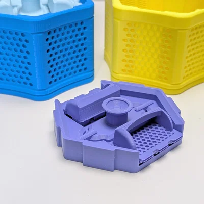 Hộp Progressor Box - Hộp Đựng Với Cơ Chế Chốt Lò Xô Thông Minh