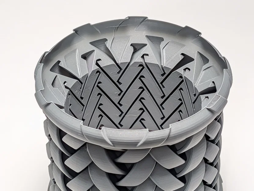 Interlace Vase - Bình hoa đan xen hiệu ứng thị giác - Image 10