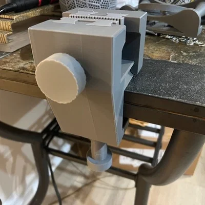 Ê-tô để bàn (Desk Vise)