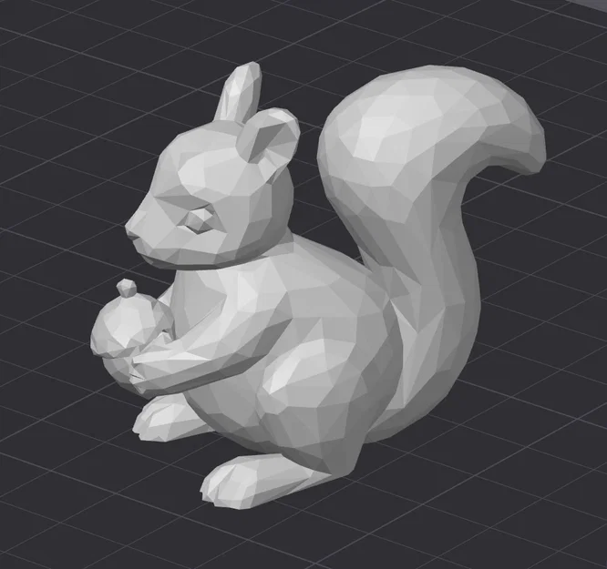 Mô hình chú sóc Low-Poly cầm hạt dẻ trang trí bàn làm việc - Image 1