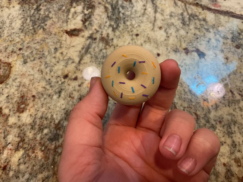 Mô hình bánh donut mini đáng yêu trang trí bàn làm việc cực xinh - Image 1