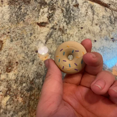 Mô hình bánh donut mini đáng yêu trang trí bàn làm việc cực xinh