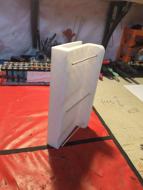 Giá treo nắp bình giữ nhiệt in 3D gọn gàng cho tủ bếp - Image 3