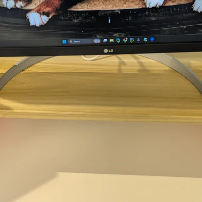 Kệ đỡ màn hình cải tiến dùng ốc vít M4