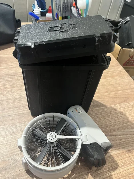 Hộp đựng DJI Flip Rugged Box - Bảo vệ pin flycam an toàn - Image 2