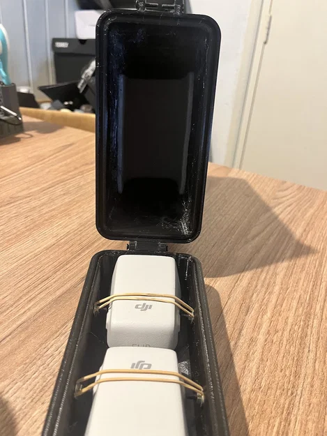 Hộp đựng DJI Flip Rugged Box - Bảo vệ pin flycam an toàn - Image 4