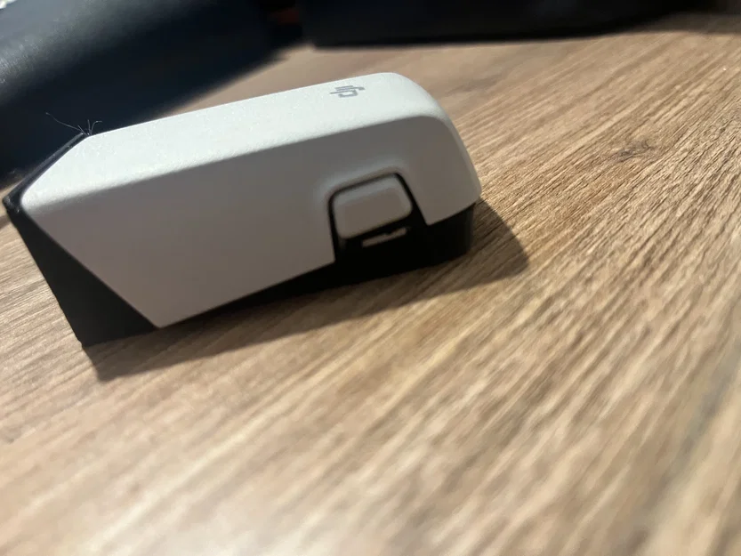 Hộp đựng DJI Flip Rugged Box - Bảo vệ pin flycam an toàn - Image 6