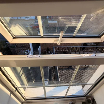 Pat kẹp khóa cửa sổ thay thế in 3D (Window lock/latch bracket)