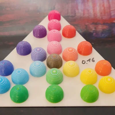 Mô hình rắn khớp nối có vảy đầy màu sắc