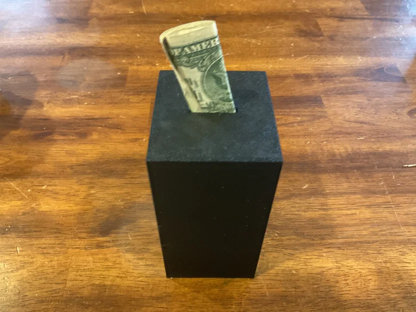 Ống heo tiết kiệm đập để lấy tiền (Break-to-open Bank) - Image 2