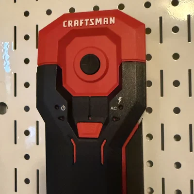Giá treo máy dò Craftsman CMHT77621 lên bảng Pegboard 1/4 inch