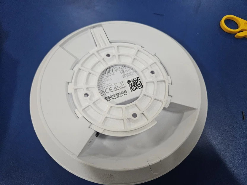 Đế gắn UniFi (UniFi Mount Plane) - Image 1