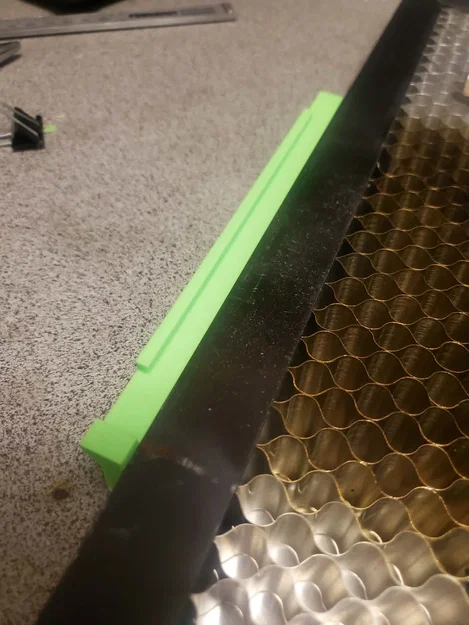 Thanh kẹp cố định tấm gỗ cho máy cắt laser (Wood sheet holder) - Image 3