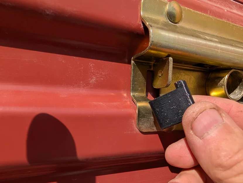 Miếng ốp tay cầm khóa cửa Ideal Door - Image 3