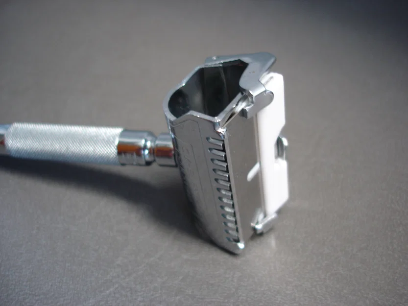 Đầu chuyển đổi (Adapter) cho lưỡi dao GEM sang lưỡi dao Wedge - Image 1