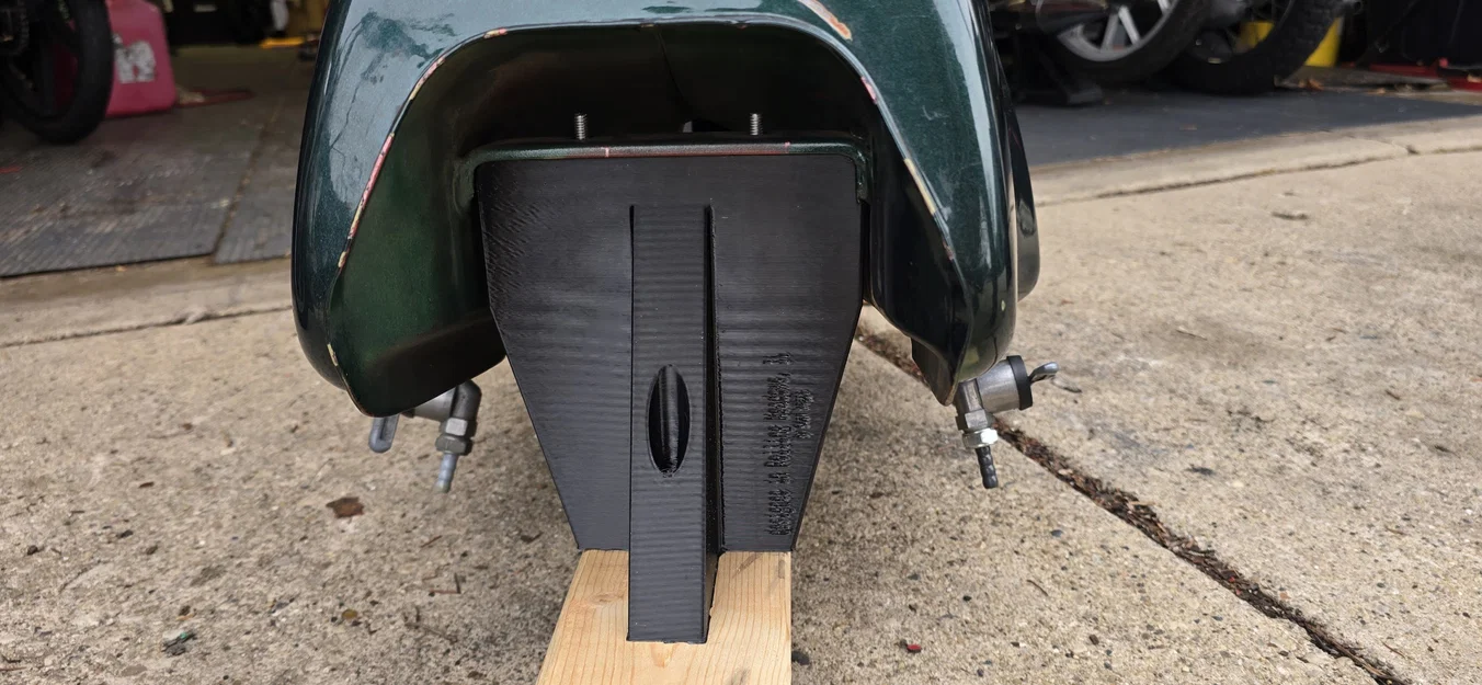 Đế đặt/Giá đỡ bình xăng BMW R100RS /7 Airhead in 3D - Image 2