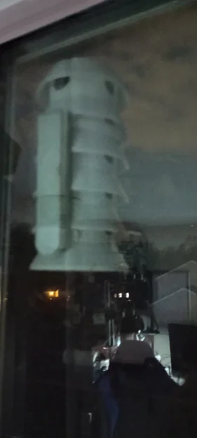 Kẹp gắn nắp che cảm biến thời tiết dùng miếng dán Command Strip - Image 1