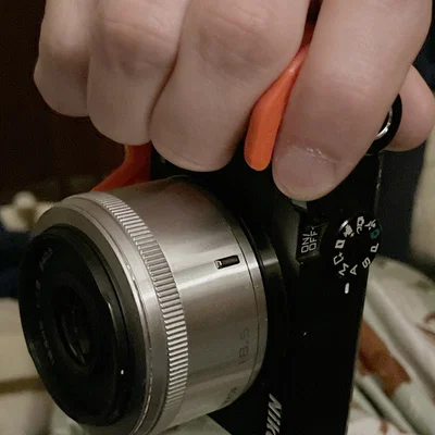 Báng cầm (Grip) tích hợp Plate Tripod cho Nikon 1 J5