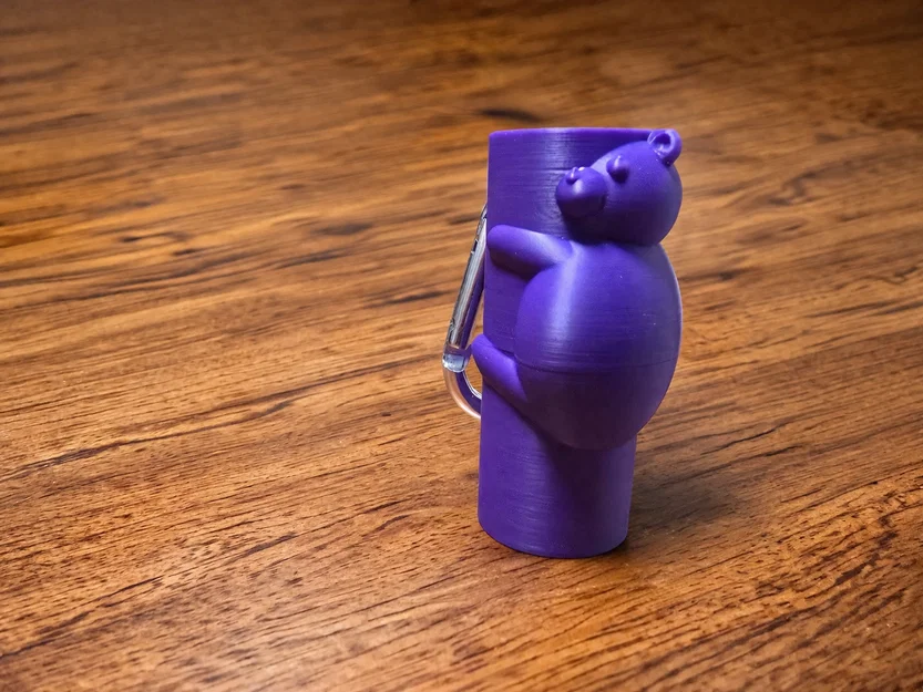 Móc khóa Gấu Teddy ôm son dưỡng môi - Image 2