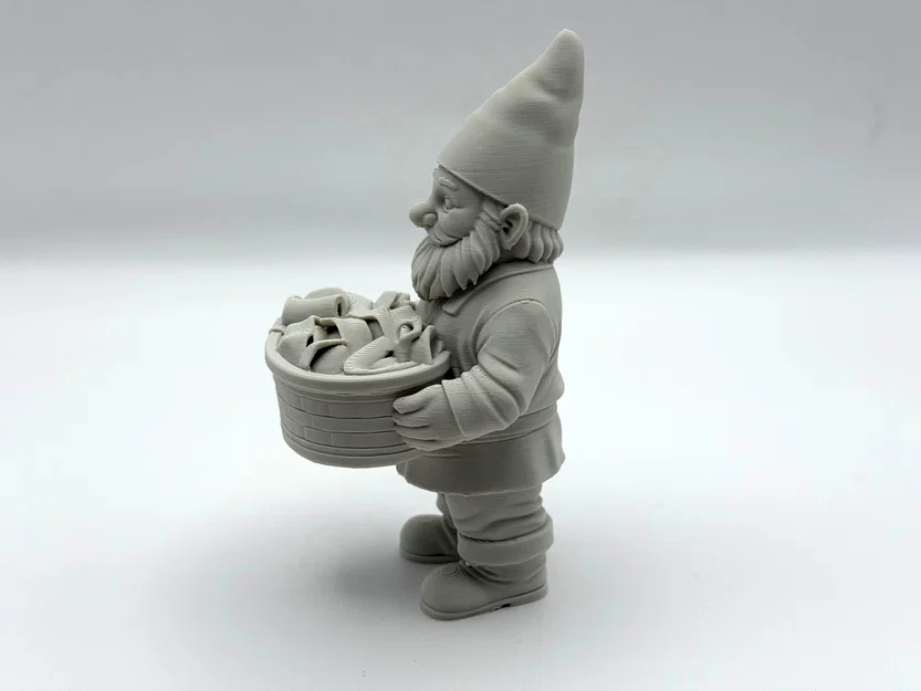 Mô hình Chú Lùn Giữ Vườn Đang Phơi Đồ (Laundry Garden Gnome) - Image 3