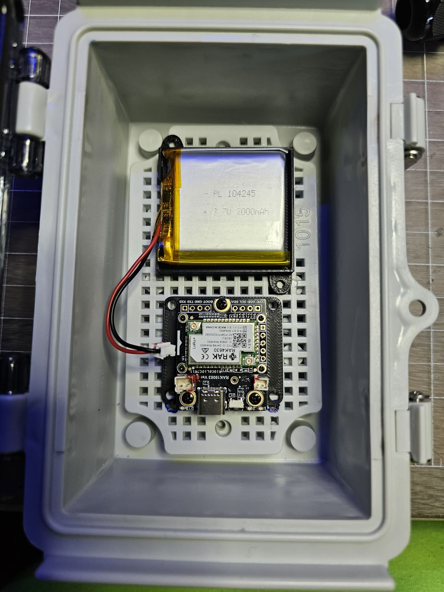 Khay giữ pin 104245 cho Meshcore - Thumbnail 1