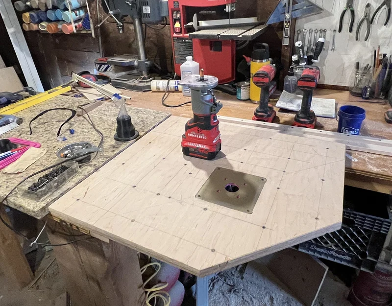 Tấm đế (Plate) và khuôn dẫn hướng cho máy phay Craftsman - Image 1