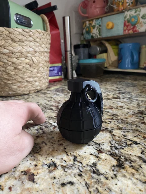 Hộp Đựng Đồ Hình Quả Lựu Đạn (Grenade Container) Độc Đáo - Image 1