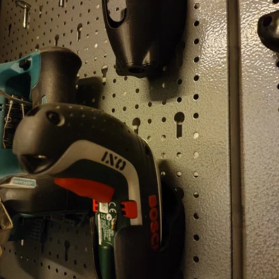Giá treo máy vặn vít Bosch IXO cho bảng lỗ Euro Pegboard