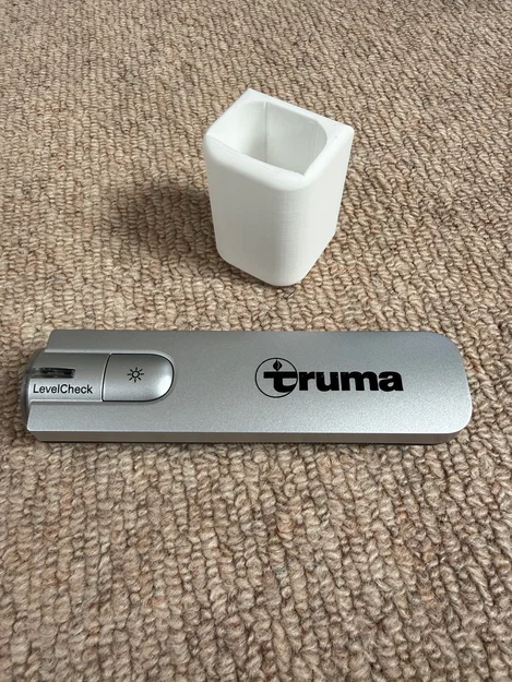 Giá treo tường cho thiết bị đo mức gas Truma LevelCheck - Image 1