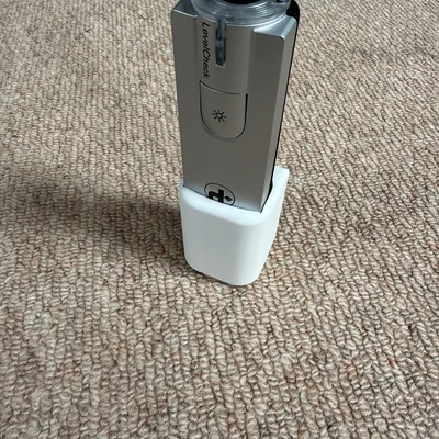 Giá treo tường cho thiết bị đo mức gas Truma LevelCheck