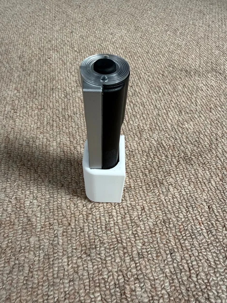 Giá treo tường cho thiết bị đo mức gas Truma LevelCheck - Image 4