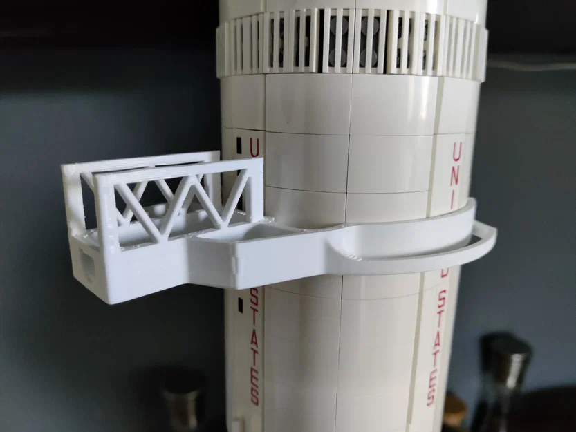 Giá treo tường cho Lego Saturn V - Image 2