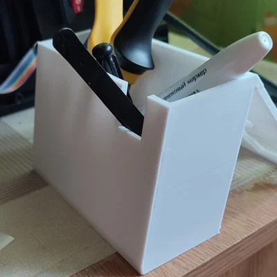 Kệ để dụng cụ đa năng trên bàn làm việc - Thiết kế in 3D tối ưu