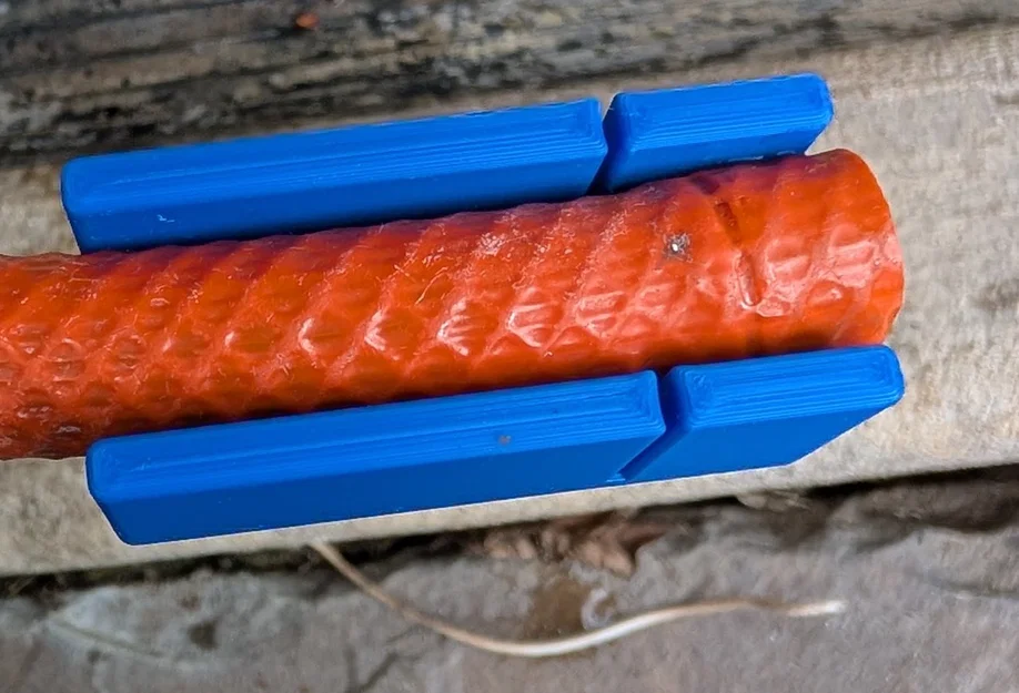 Dụng cụ hỗ trợ cắt và tỉa vòi nước (Hosepipe Cutting/Trimming Guide) - Image 1