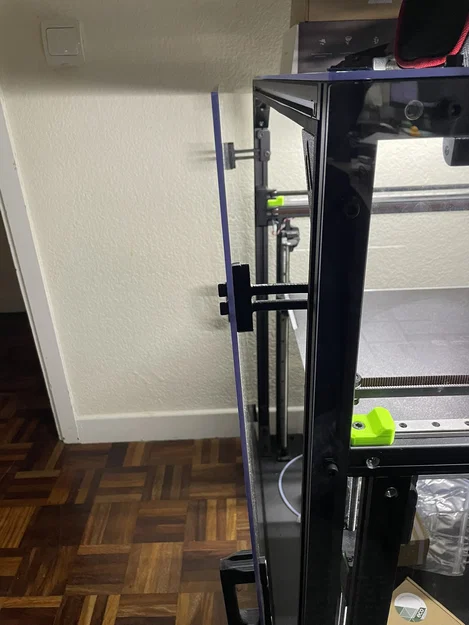 Bản lề thông gió nghiêng cho vỏ máy RatRig V-Core 4 - Image 1