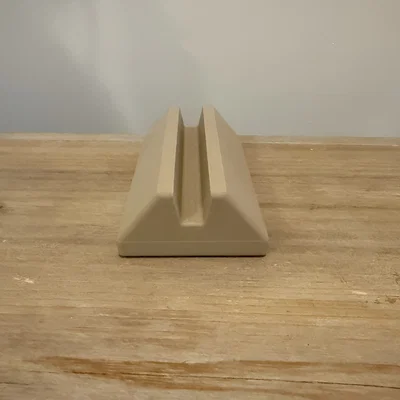 Giá đỡ danh thiếp 3D hiện đại, in nhanh chỉ trong 1 giờ