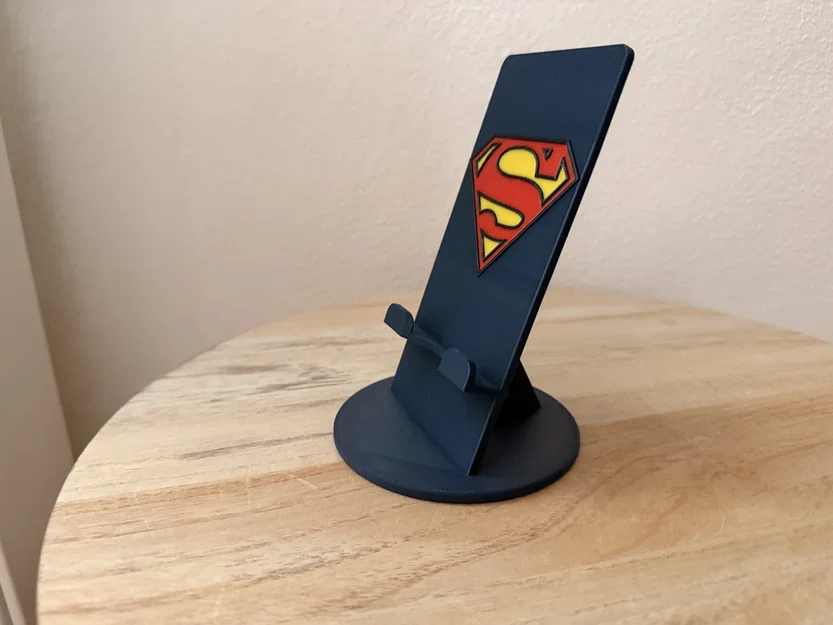 Đế giữ điện thoại Superman - Image 2