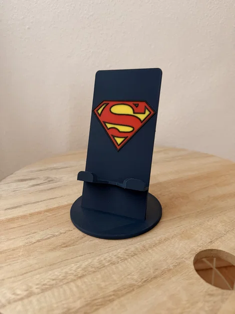Đế giữ điện thoại Superman - Image 3