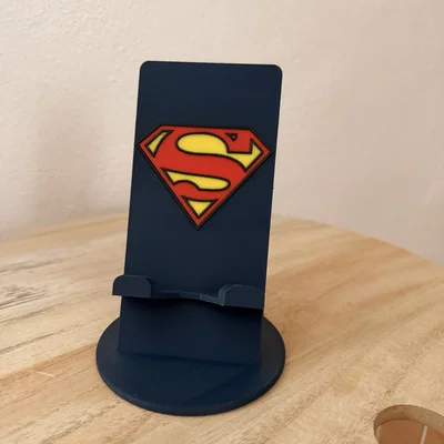 Đế giữ điện thoại Superman