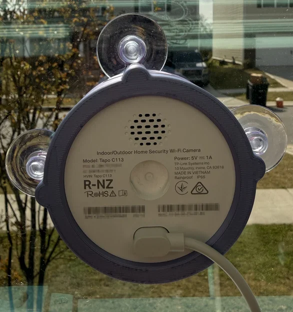 Giá đỡ Tapo C113 gắn cửa sổ - Image 1