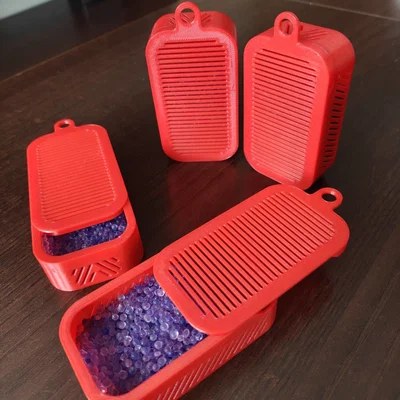 Hộp đựng hạt hút ẩm silica gel nhỏ gọn kèm ngàm gắn